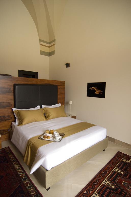 Alvino Suite And Breakfast Lecce Chambre photo