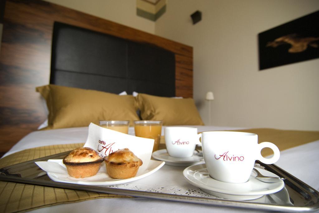Alvino Suite And Breakfast Lecce Extérieur photo