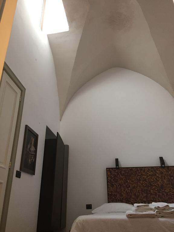 Alvino Suite And Breakfast Lecce Extérieur photo